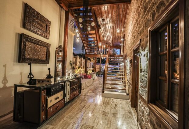 Char Me Boutique Hotel