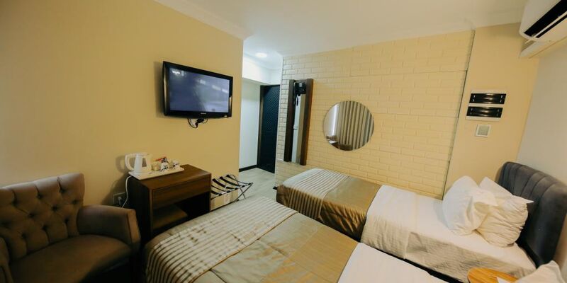 Red Green Hotel Karşıyaka