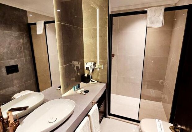 Asur Imperial Hotel