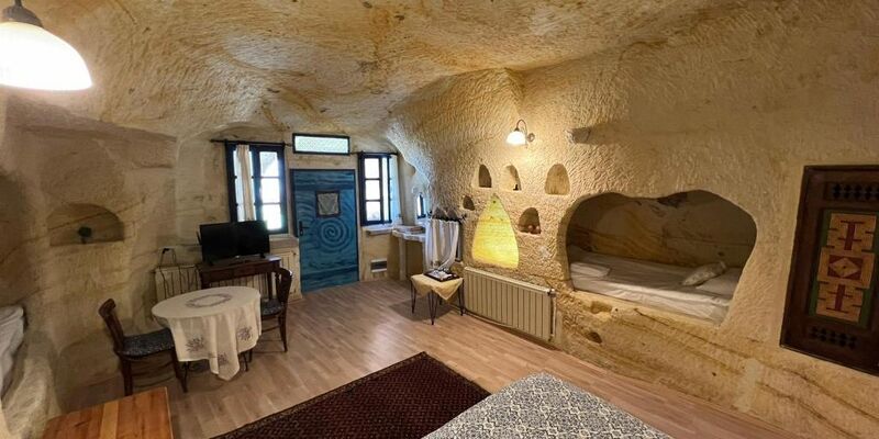 Elkep Evi Cave Hotel