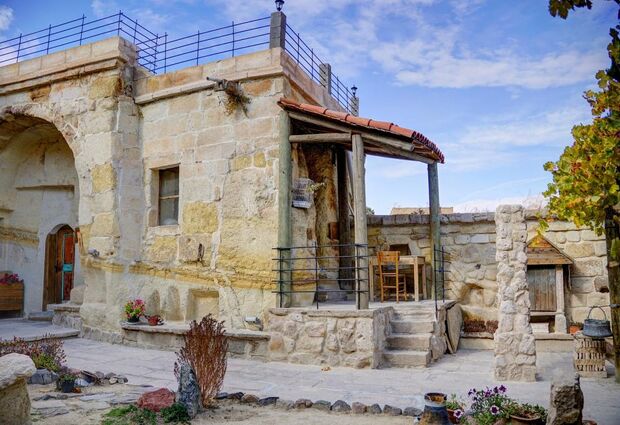 Gibos Cave Hotel