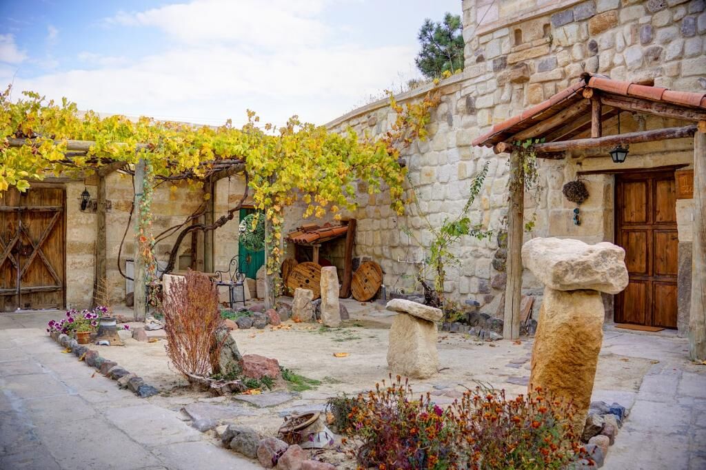 Gibos Cave Hotel
