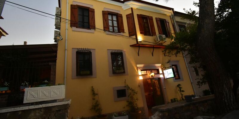 Olivia 1845 Guest House