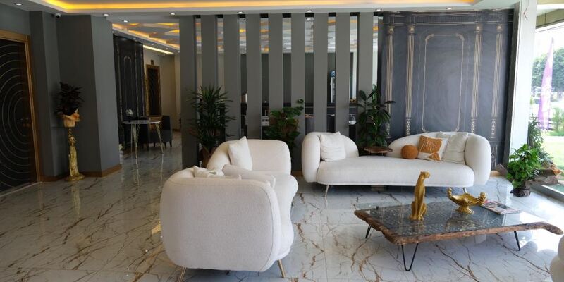 Dorel The Hotel