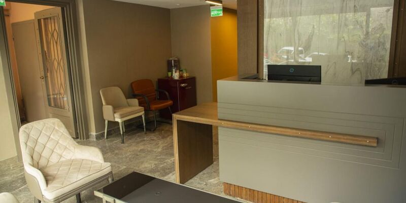 Saratoga Boutique Hotel