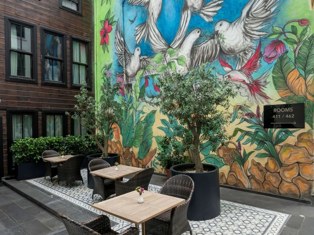 Royan Hagia Sophia Radisson İndividuals