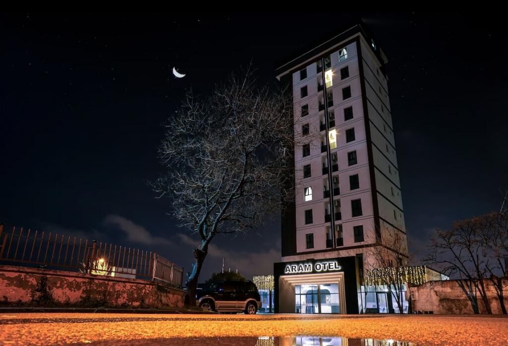 Aram Otel