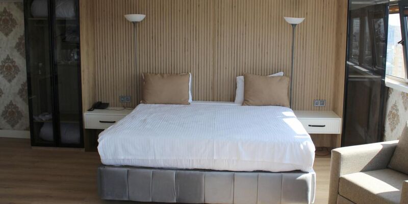 Aram Otel