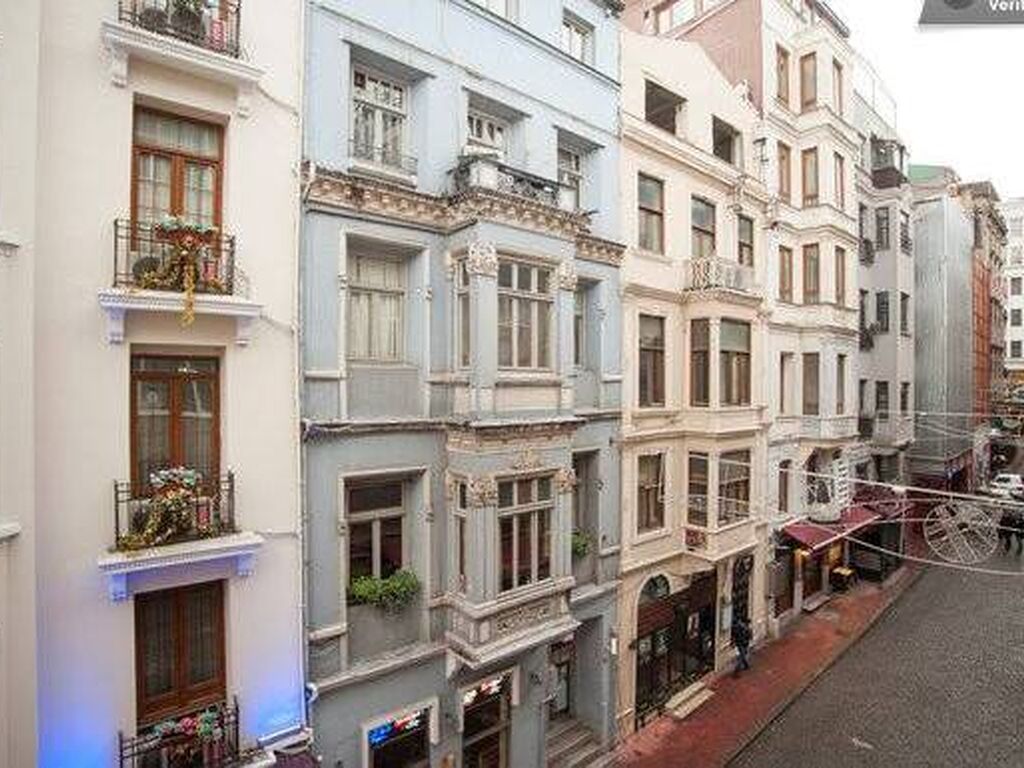 Taksim İstiklal Suites