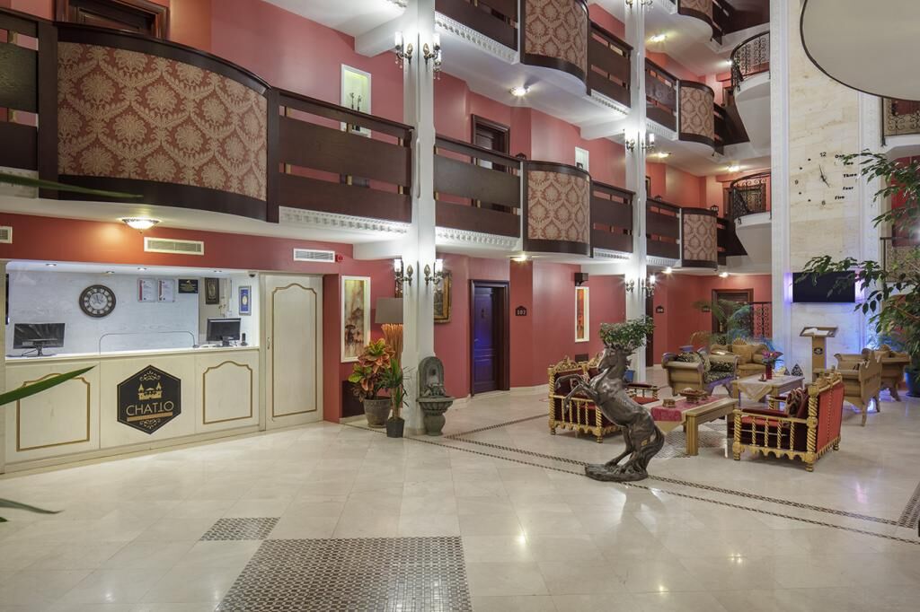 Chatto Residence Hotel