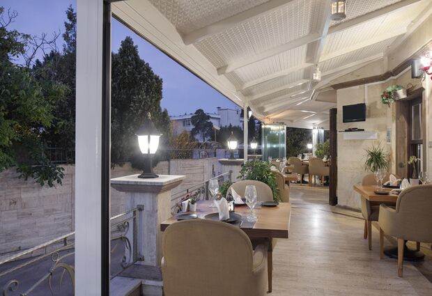 Chatto Residence Hotel