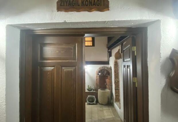 Ziyagil Konağı