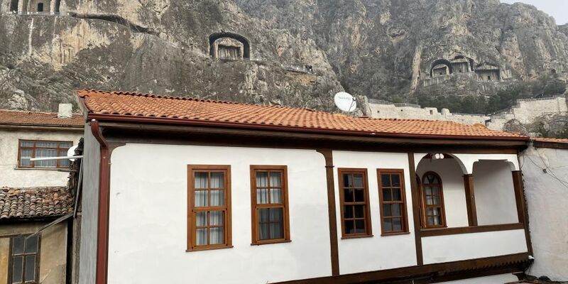Ziyagil Konağı