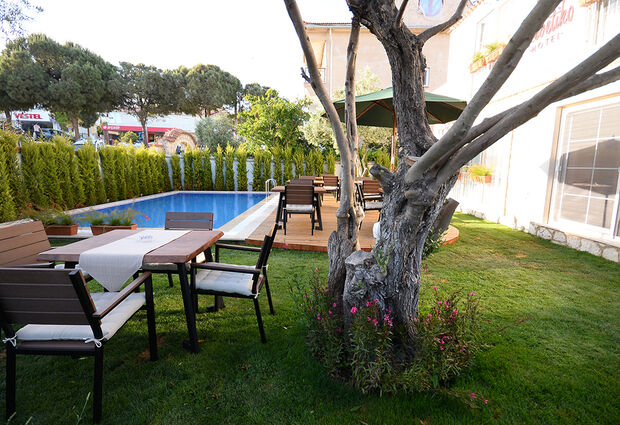 Alaçatı Otel Rebetiko