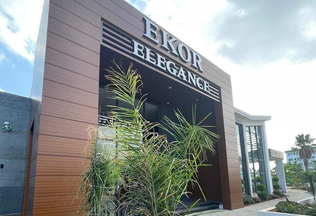 Ekor Elegance Hotel