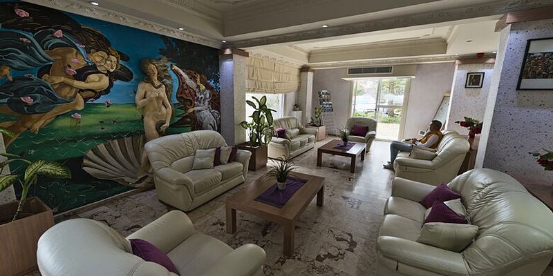 Manolya Hotel