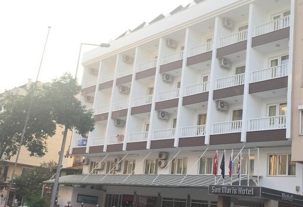 Sunmaris City Hotel