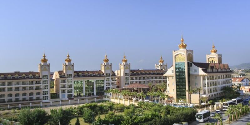 Side Crown Palace