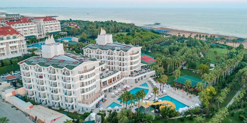 Royal Atlantis Beach