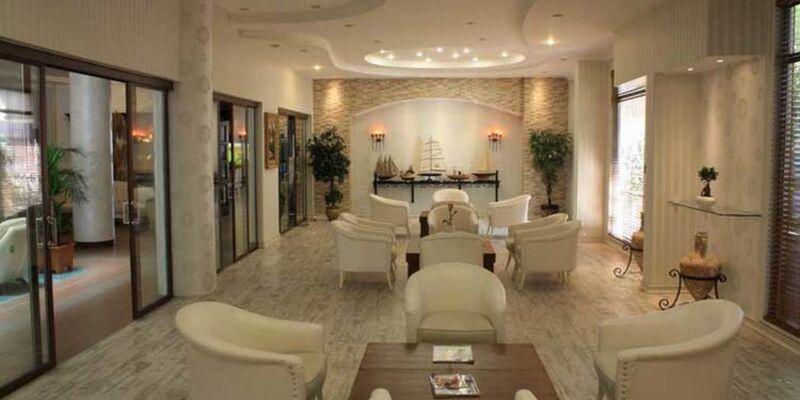 Romance Beach Hotel
