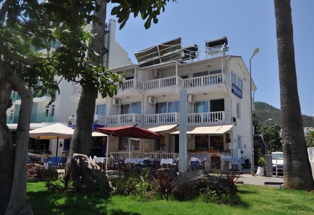 Uysal Motel Beach
