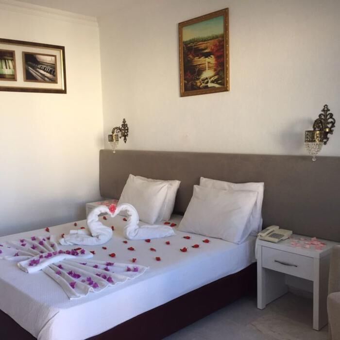 Zeus Turunç Hotel
