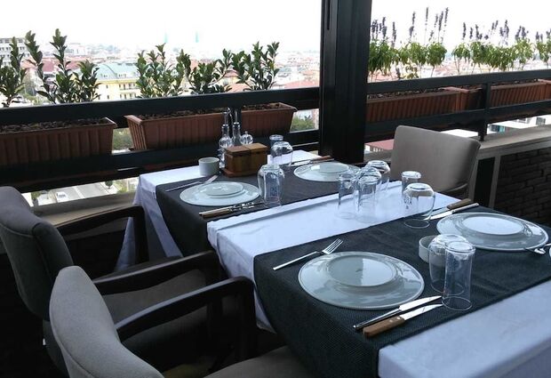 Vista Royal Hotel