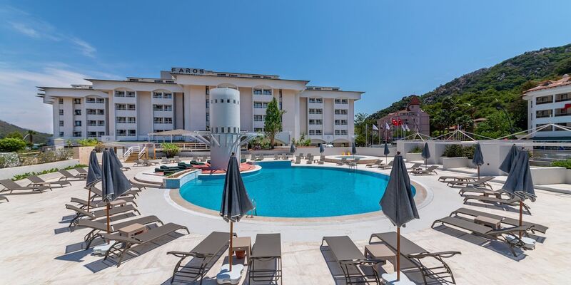 Faros Premium Beach Hotel