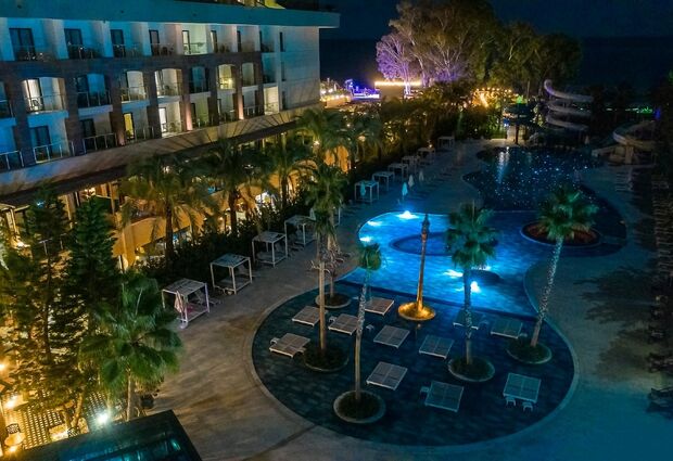 Double Tree By Hilton Kemer