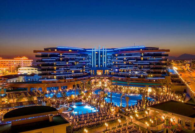 Kirman Calyptus Resort &Spa