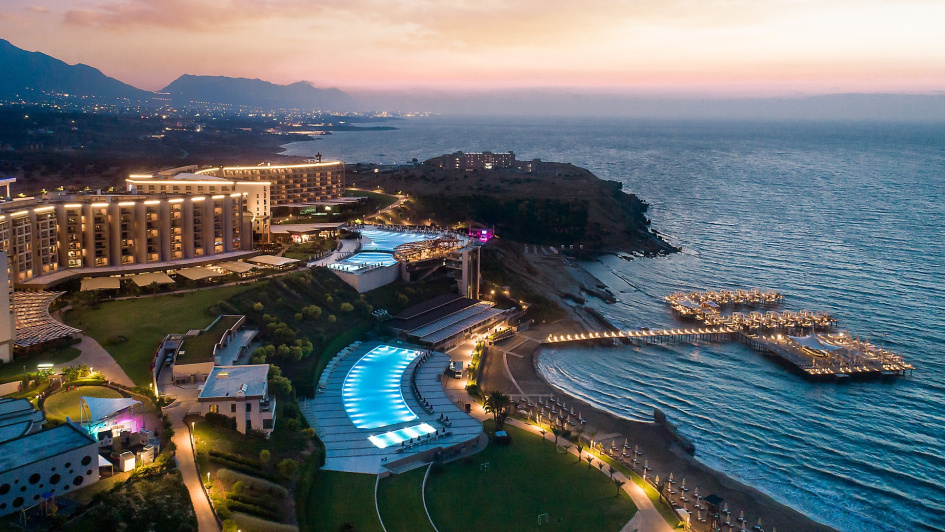 Elexus Hotel Resort & SPA