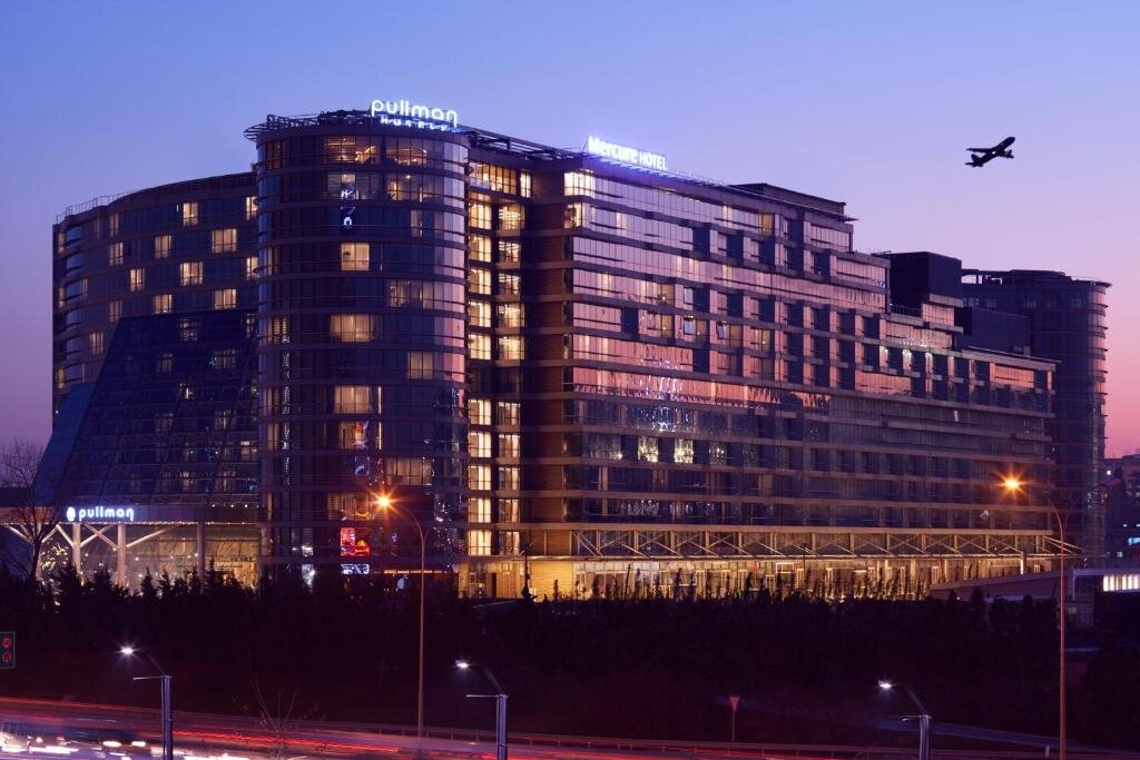 Mercure İstanbul West Hotel & Convention Center