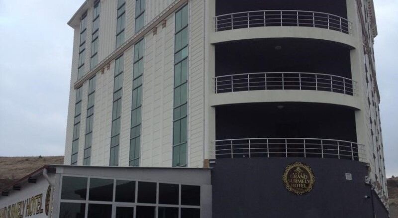 Grand Surmely Hotel