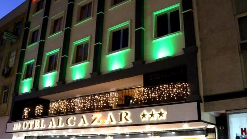 Alcazar Hotel