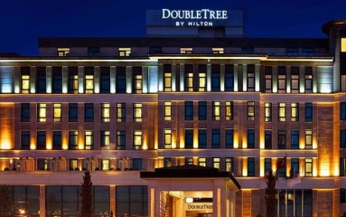 Double Tree by Hilton Van