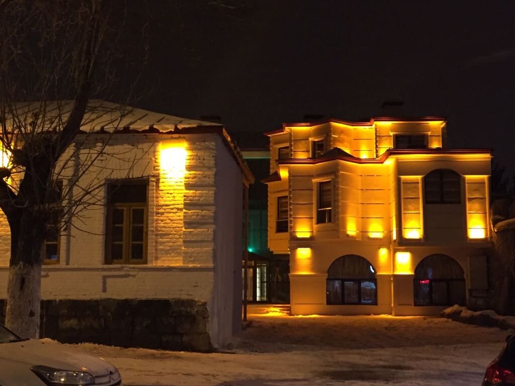 Kars-ı Şirin Otel