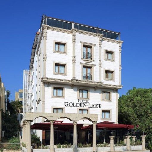 Golden Lake Hotel