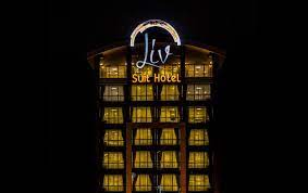 Liv Suit Hotel