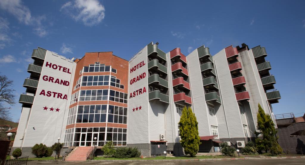 Grand Astra Hotel