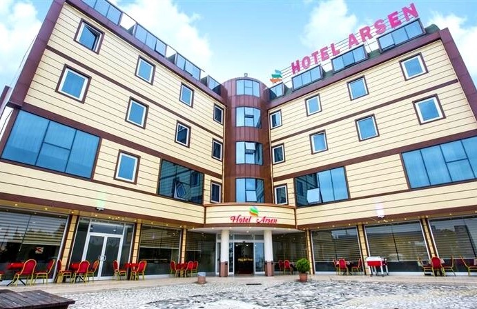 Arsen Hotel