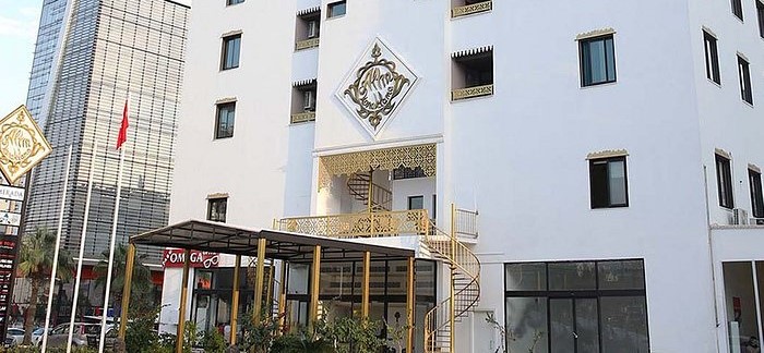 Merada Suite Hotel
