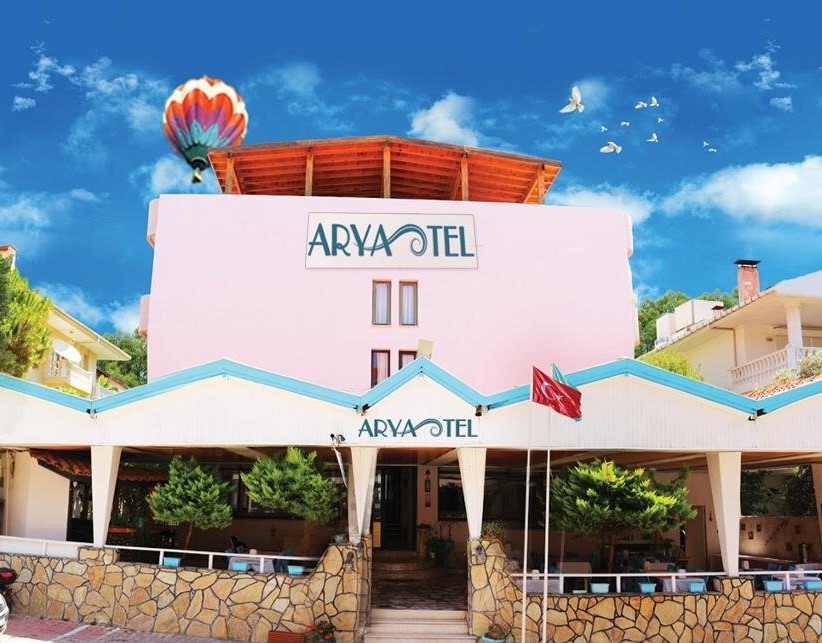Arya Otel Çeşme