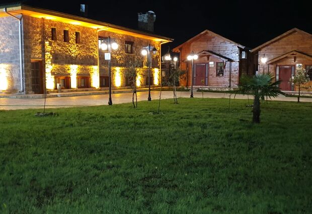 Teona Çağlayan Bungalov