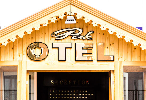 Pak Otel
