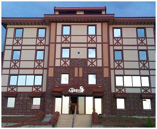 Lazlakar Hotel