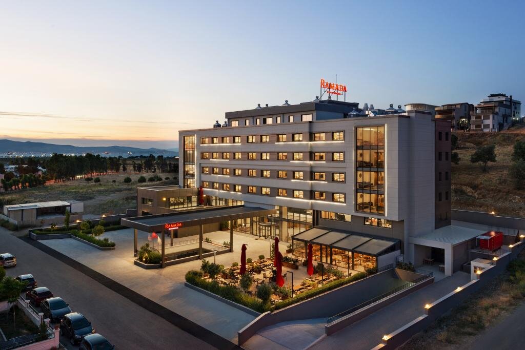 Ramada By Wyndham İzmir Aliağa