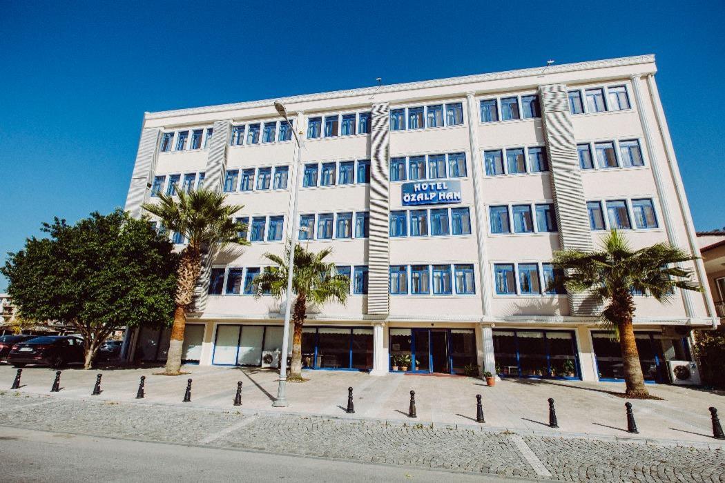 Özalp Han Hotel