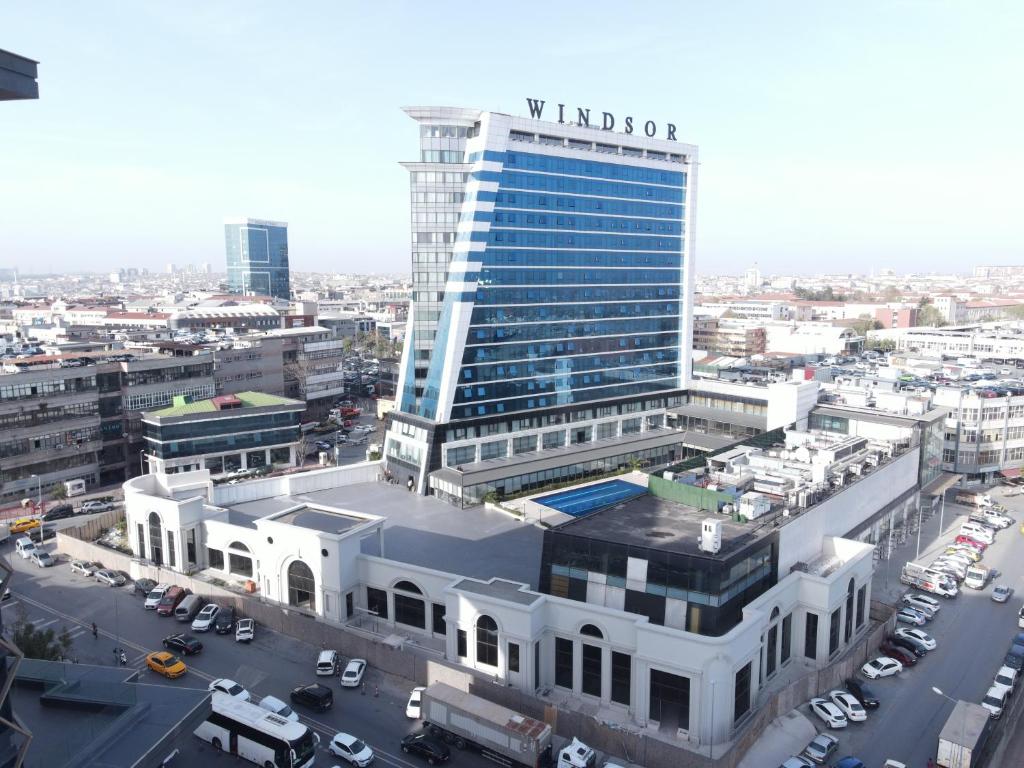 Windsor Hotel & Convention Center