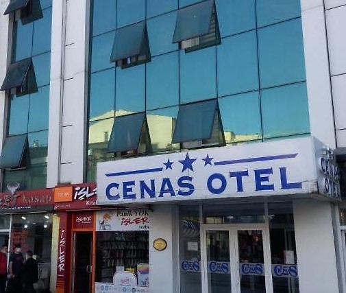 Cenas Otel