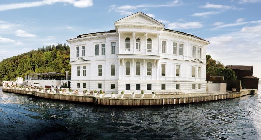 Ajia Hotel